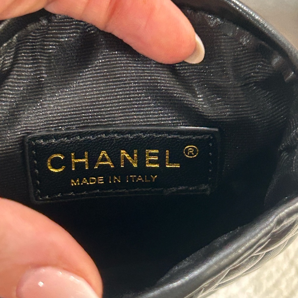 CHANEL Beauty (GWP) Quilted Black with Gold Pouch Crossbody - Picture 8 of 16